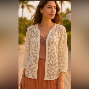 🌿 Chico’s Sheer Embroidered Button-Front BlouseSize 2 (US 12) Ivory Leaf Pattern